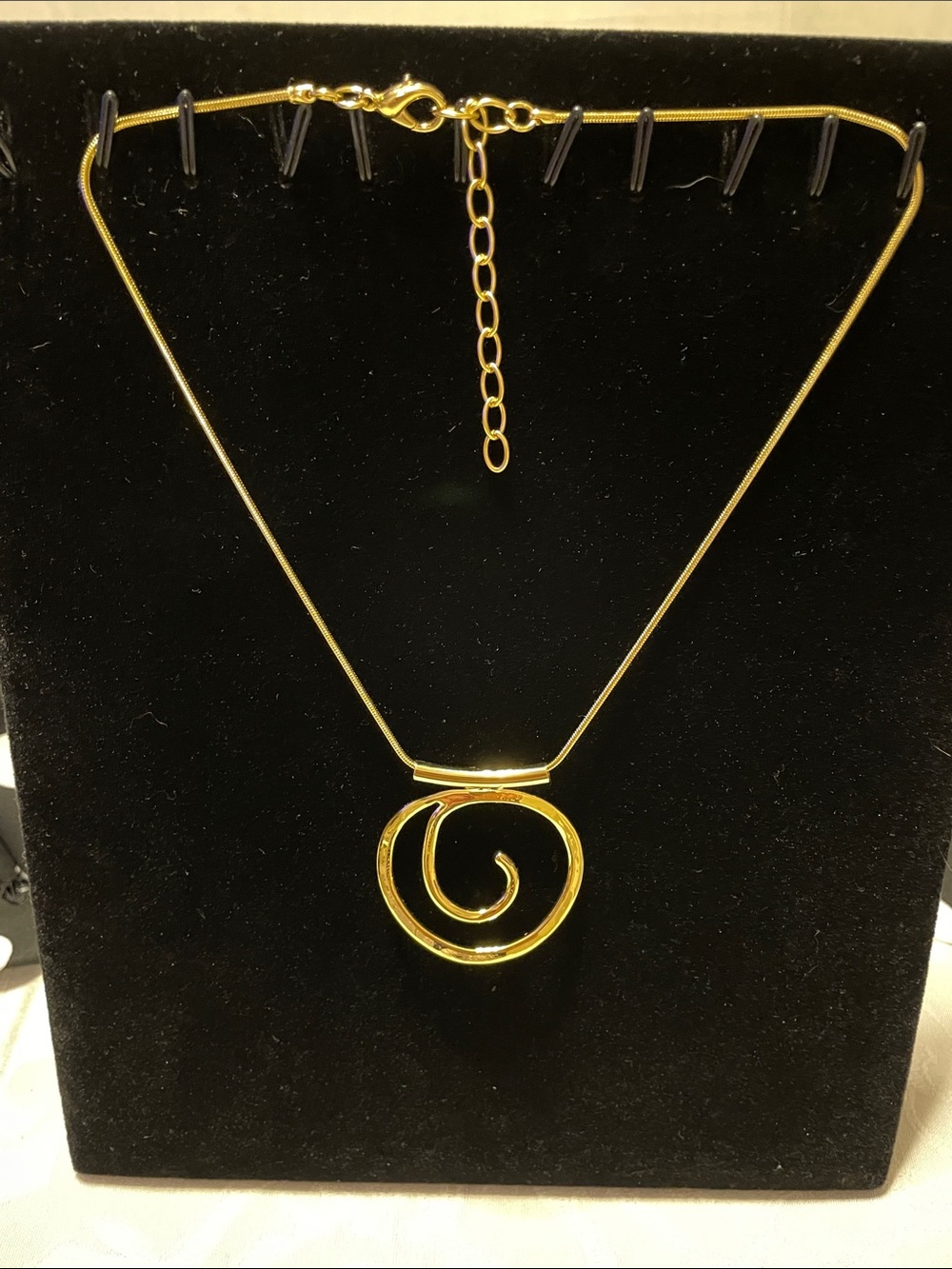 Vintage Gold Tone Spiral Pendant Necklace